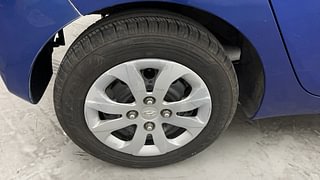 Used 2014 Hyundai Eon [2011-2018] Magna + Petrol Manual tyres RIGHT REAR TYRE RIM VIEW