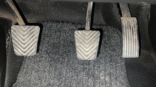 Used 2015 Hyundai Elite i20 [2014-2018] Magna 1.2 Petrol Manual interior PEDALS VIEW