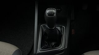 Used 2015 Hyundai Elite i20 [2014-2018] Magna 1.2 Petrol Manual interior GEAR  KNOB VIEW