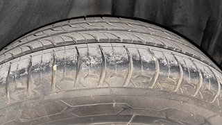 Used 2018 Volkswagen Ameo [2017-2020] Highline Plus 1.5L AT (D) Diesel Automatic tyres LEFT REAR TYRE TREAD VIEW