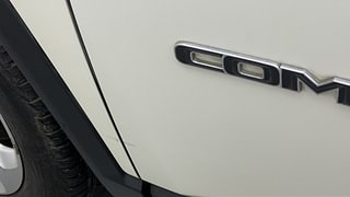 Used 2017 JEEP Compass [2017-2021] Longitude (O) 2.0 Diesel Diesel Manual dents MINOR SCRATCH