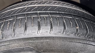 Used 2023 Hyundai Grand i10 Nios Asta 1.2 Kappa VTVT Petrol Manual tyres RIGHT FRONT TYRE TREAD VIEW