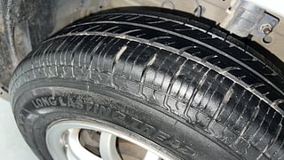 Used 2017 Maruti Suzuki Swift [2011-2017] VDi Diesel Manual tyres LEFT FRONT TYRE TREAD VIEW