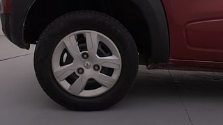 Used 2017 Renault Kwid [2017-2019] RXT 1.0 SCE Special Petrol Manual tyres RIGHT REAR TYRE RIM VIEW