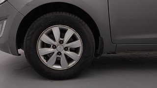 Used 2014 Hyundai i20 [2012-2014] Sportz 1.4 CRDI Diesel Manual tyres LEFT FRONT TYRE RIM VIEW
