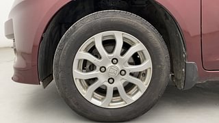 Used 2015 Honda Amaze [2013-2016] 1.2 VX i-VTEC Petrol Manual tyres LEFT FRONT TYRE RIM VIEW