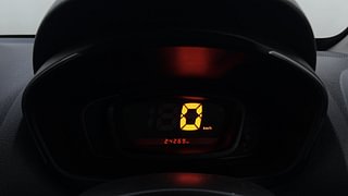 Used 2017 Renault Kwid [2017-2019] CLIMBER 1.0 Petrol Manual interior CLUSTERMETER VIEW