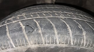 Used 2018 Maruti Suzuki Ertiga [2015-2018] VXI Petrol Manual tyres RIGHT FRONT TYRE TREAD VIEW