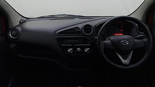 Used 2018 Datsun Redi-GO [2015-2019] T(O) 1.0 AMT Petrol Automatic interior DASHBOARD VIEW