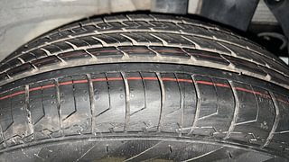 Used 2015 Hyundai Elite i20 [2014-2018] Magna 1.2 Petrol Manual tyres LEFT REAR TYRE TREAD VIEW