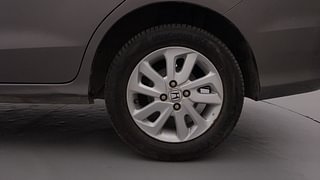 Used 2015 Honda Mobilio [2014-2017] V Petrol Petrol Manual tyres LEFT REAR TYRE RIM VIEW