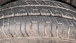 Used 2018 Datsun Redi-GO [2015-2019] T(O) 1.0 AMT Petrol Automatic tyres RIGHT REAR TYRE TREAD VIEW