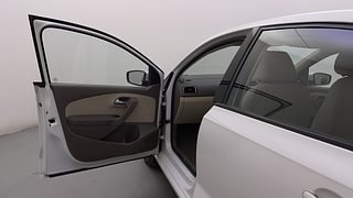 Used 2015 Skoda Rapid [2011-2016] Ambition 1.6 MPI MT Petrol Manual interior LEFT FRONT DOOR OPEN VIEW