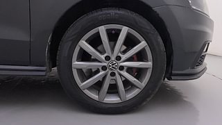 Used 2020 Volkswagen Polo Highline Plus 1.0L TSI Petrol Manual tyres RIGHT FRONT TYRE RIM VIEW