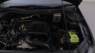 Used 2020 Volkswagen Polo Highline Plus 1.0L TSI Petrol Manual engine ENGINE LEFT SIDE HINGE & APRON VIEW