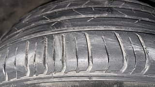 Used 2022 Hyundai Venue [2019-2022] SX 1.0 (O) Turbo iMT Petrol Manual tyres RIGHT FRONT TYRE TREAD VIEW