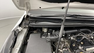 Used 2022 Toyota Innova Crysta 2.7 GX 7 STR Petrol Manual engine ENGINE RIGHT SIDE HINGE & APRON VIEW