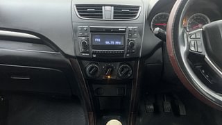 Used 2018 Maruti Suzuki Ertiga [2015-2018] VXI Petrol Manual interior MUSIC SYSTEM & AC CONTROL VIEW