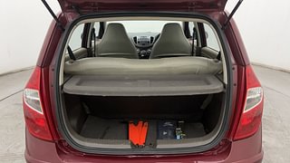 Used 2015 hyundai i10 Sportz 1.1 Petrol Petrol Manual interior DICKY INSIDE VIEW