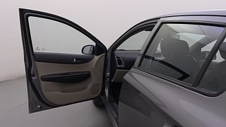 Used 2014 Hyundai i20 [2012-2014] Sportz 1.4 CRDI Diesel Manual interior LEFT FRONT DOOR OPEN VIEW