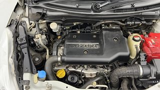 Used 2017 Maruti Suzuki Swift [2011-2017] VDi Diesel Manual engine ENGINE RIGHT SIDE VIEW