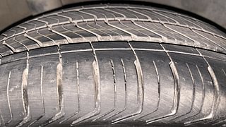 Used 2014 Honda Amaze 1.5L VX Diesel Manual tyres RIGHT REAR TYRE TREAD VIEW