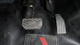Used 2019 Maruti Suzuki Swift [2017-2021] VXI AMT Petrol Automatic interior PEDALS VIEW
