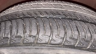 Used 2015 Maruti Suzuki Celerio VXI AMT Petrol Automatic tyres RIGHT FRONT TYRE TREAD VIEW