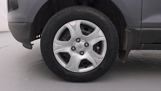 Used 2016 Ford EcoSport [2015-2017] Trend+ 1.0L EcoBoost Petrol Manual tyres LEFT FRONT TYRE RIM VIEW