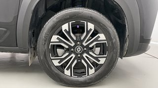 Used 2023 Renault Kiger RXZ MT Petrol Manual tyres RIGHT FRONT TYRE RIM VIEW