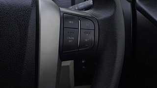 Used 2015 Mahindra XUV500 W6 Diesel Manual top_features Cruise control