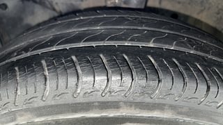 Used 2020 honda Amaze 1.2 VX CVT i-VTEC Petrol Automatic tyres LEFT FRONT TYRE TREAD VIEW