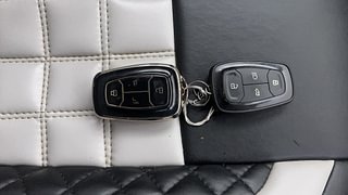 Used 2022 Tata Altroz XT 1.2 Cng(o/s fitted) Petrol+cng Manual extra CAR KEY VIEW