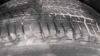 Used 2015 Mahindra XUV500 W6 Diesel Manual tyres LEFT FRONT TYRE TREAD VIEW