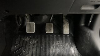 Used 2019 Hyundai Grand i10 [2017-2020] Magna 1.2 Kappa VTVT Petrol Manual interior PEDALS VIEW