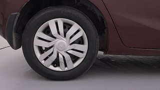 Used 2015 Honda Jazz S CVT Petrol Automatic tyres RIGHT REAR TYRE RIM VIEW