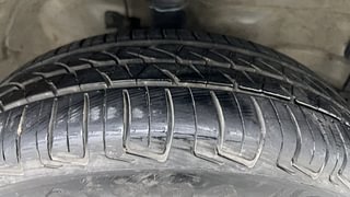 Used 2016 Maruti Suzuki Wagon R 1.0 [2015-2019] VXI AMT Petrol Automatic tyres RIGHT FRONT TYRE TREAD VIEW