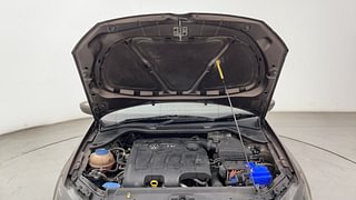 Used 2018 Volkswagen Ameo [2017-2020] Highline Plus 1.5L AT (D) Diesel Automatic engine ENGINE & BONNET OPEN FRONT VIEW