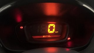Used 2016 Renault Kwid [2015-2019] RXT Petrol Manual interior CLUSTERMETER VIEW