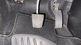 Used 2022 Hyundai Venue [2019-2022] SX 1.0 (O) Turbo iMT Petrol Manual interior PEDALS VIEW