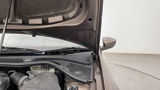 Used 2018 Volkswagen Ameo [2017-2020] Highline Plus 1.5L AT (D) Diesel Automatic engine ENGINE LEFT SIDE HINGE & APRON VIEW
