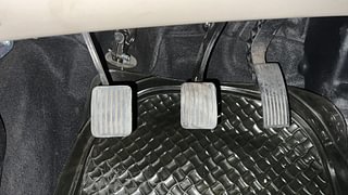 Used 2019 Hyundai New Santro 1.1 Magna Petrol Manual interior PEDALS VIEW