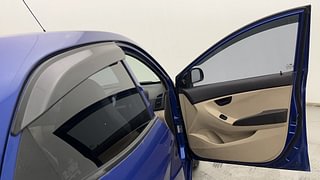 Used 2014 Hyundai Eon [2011-2018] Magna + Petrol Manual interior RIGHT FRONT DOOR OPEN VIEW