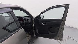 Used 2019 Renault Kwid [2015-2019] 1.0 RXT AMT Opt Petrol Automatic interior RIGHT FRONT DOOR OPEN VIEW