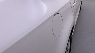 Used 2015 Skoda Rapid [2011-2016] Ambition 1.6 MPI MT Petrol Manual dents MINOR DENT