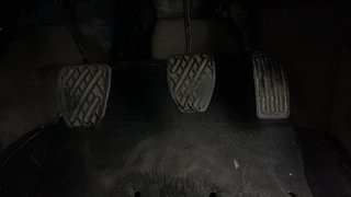Used 2012 Nissan Sunny [2011-2014] XL Diesel Diesel Manual interior PEDALS VIEW