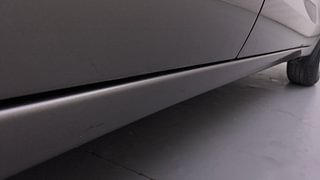 Used 2019 Maruti Suzuki Swift [2017-2021] VXi Petrol Manual dents MINOR DENT