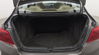 Used 2014 Honda Amaze [2013-2016] 1.2 S i-VTEC Petrol Manual interior DICKY INSIDE VIEW