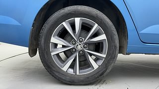 Used 2022 Skoda Slavia Style 1.5L TSI AT Petrol Automatic tyres RIGHT REAR TYRE RIM VIEW