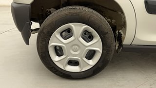 Used 2022 Maruti Suzuki S-Presso VXI O AMT Petrol Automatic tyres RIGHT REAR TYRE RIM VIEW